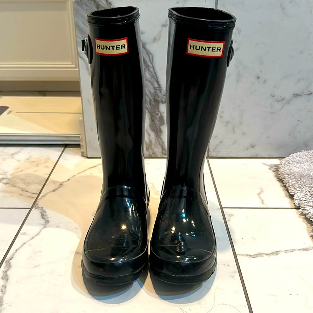 Hunter black rain boots